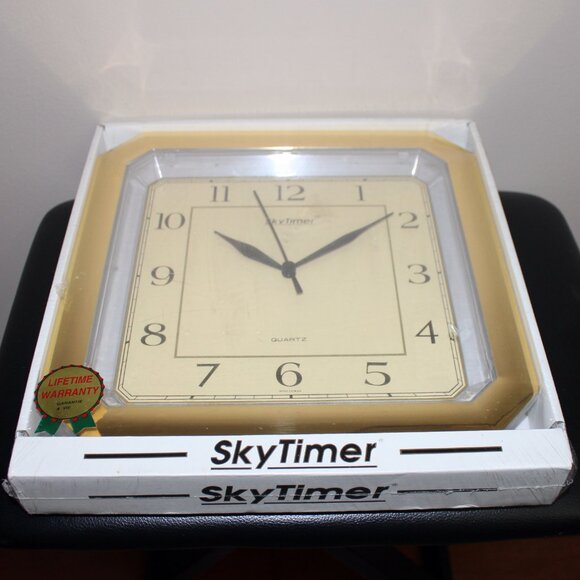 3/$118❤️new sealed SKYTIMER mid-century style gold octagonal wall clock Taiwan - Picture 2 of 10